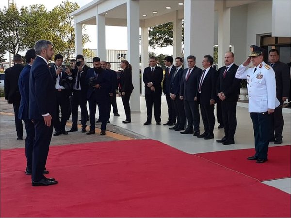 Mario Abdo viaja al Brasil para la Cumbre del Mercosur