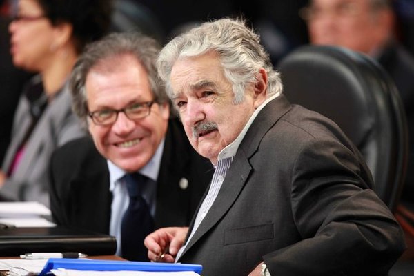 Mujica califica de “lamentable” la gestión de su ex canciller en la OEA