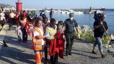 Sánchez pide a la comunidad internacional actuar con urgencia tras la muerte de 57 migrantes | .::Agencia IP::.