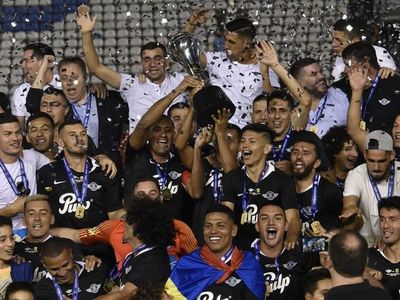 El domingo, por la otra copa - Libertad - ABC Color