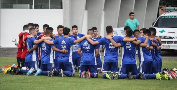 Paraguay va por un lugar en la final ante Brasil