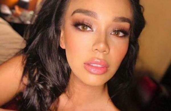 Candidata de Miss Universo sufre percance con su vestido por culpa de unas escaleras mecánicas - SNT