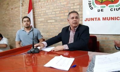 Nery Chávez asume presidencia y formalizan golpe contra zacariistas en la Junta Municipal