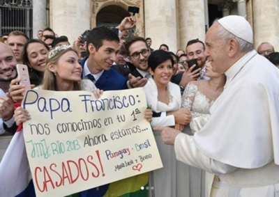 Paraguaya y su esposo brasileño agradecen matrimonio mediante el Papa