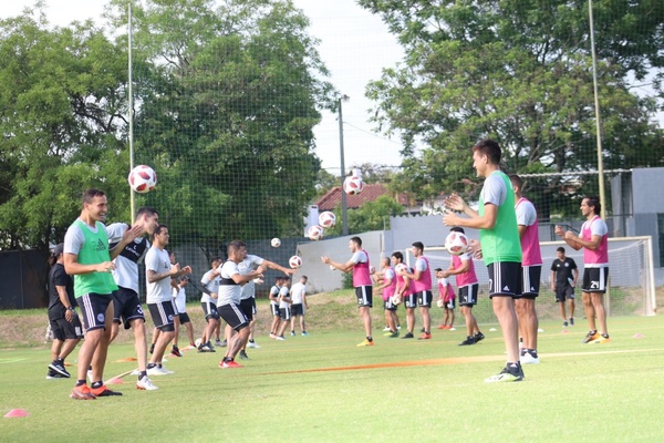 Olimpia acaricia el campeonato, que podría definirse este domingo - ADN Paraguayo