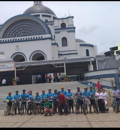 Ciclistas de San Pedro realizaron más de 300 km en peregrinación a Caacupé | .::Agencia IP::.