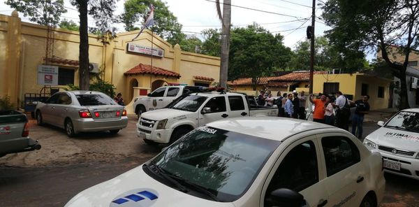 Lambaré: intendente y su exadministrador pasarán la noche en calabozo