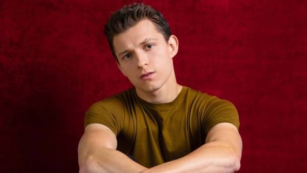 Tom Holland reveló que salvó a Spider-Man estando ebrio