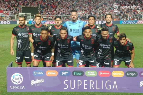 El paraguayo que está para dejar Huracán