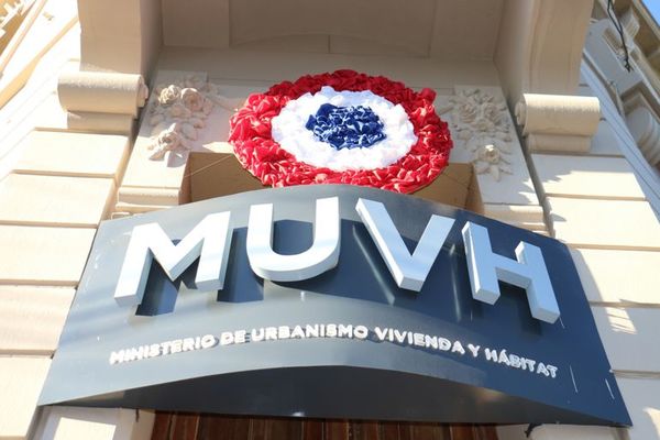 MUVH logra condena de quienes desviaron fondos en la  construcción de viviendas  - Nacionales - ABC Color