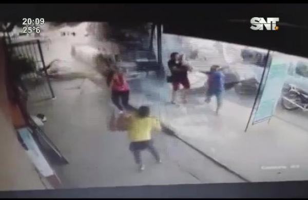 ¡De milagro! : Accidente deja sustos en Itauguá. - SNT