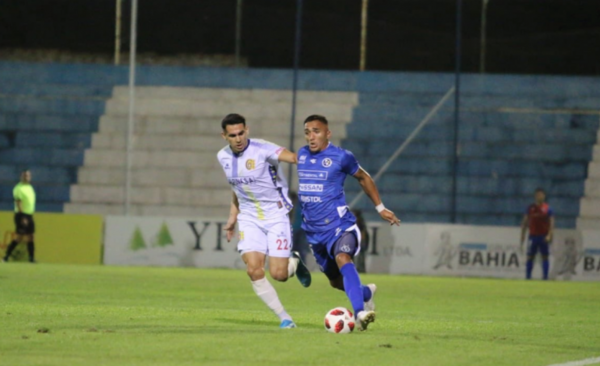 HOY / Gana en penales, entra a la Copa pero no debe bajar a la Intermedia