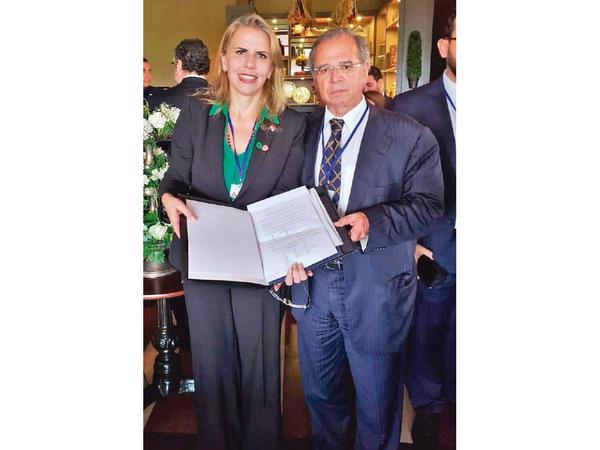 Se firmó en Brasil compromiso para cerrar acuerdo automotriz