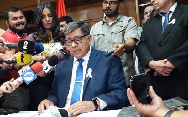 Imputan a intendente de Lambaré Armando Gómez