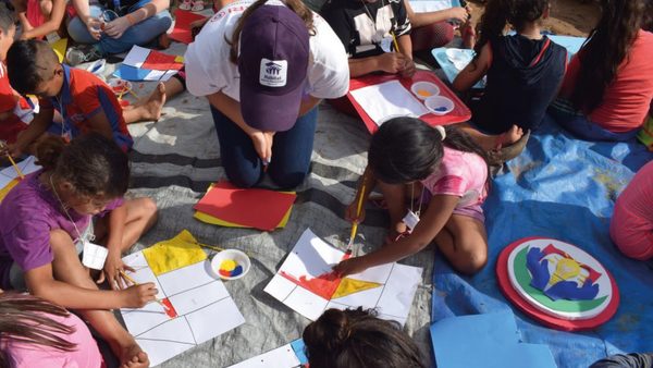 “Si no cambiamos todo en la educación, no cambia nada”