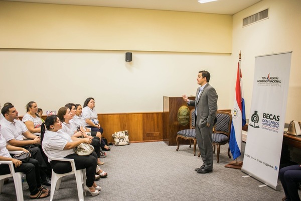 Interesados en las becas de doctorado en Francia ya pueden postularse » Ñanduti