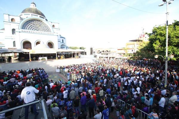 Caacupé: Arzobispo abogó por la dignificación de todos los paraguayos - ADN Paraguayo