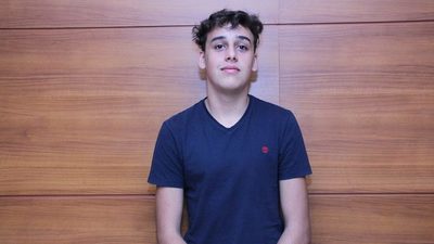 Joven recibe invitación para conocer la NBA