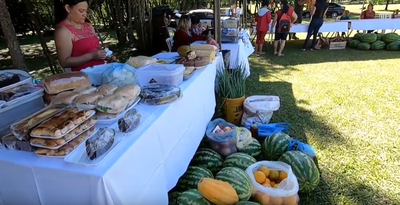 FERIA DE PRODUCTORES EN LA PLAZA BICENTENARIO DE SAN JUAN DEL PNA