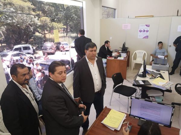Libertad ambulatoria para intendente de Lambaré y su exadministrador - ADN Paraguayo