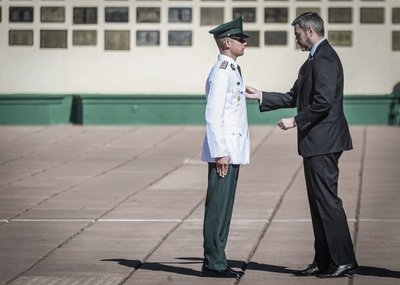 Egresan ciento seis nuevos cadetes de la Academia Militar - .::RADIO NACIONAL::.