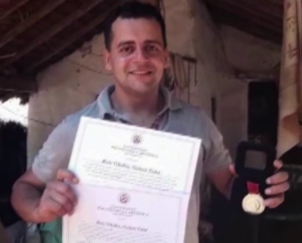 Vendía chipas, ahora es un flamante profesor medalla de oro | Noticias Paraguay