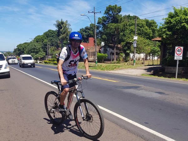 Desde Ñemby hasta Caacupé en bici en agradecimiento a la Virgen