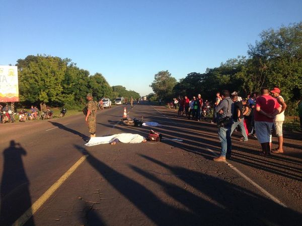 Madre e hijo pequeño fallecen en accidente en motocicleta - Nacionales - ABC Color