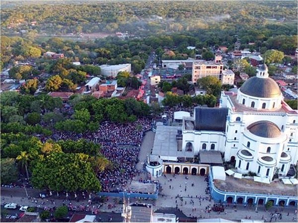 Más de 800.000 fieles ya se hicieron presentes en Caacupé
