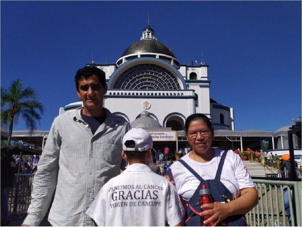 De la mano de la Virgen ganan una dura batalla contra la leucemia