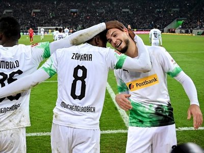 El Gladbach derrota al Bayern y da un golpe de autoridad