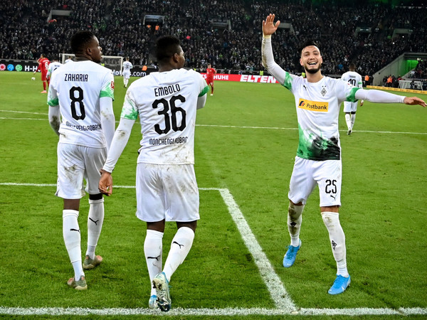 El Gladbach derrota al Bayern y da un golpe de autoridad