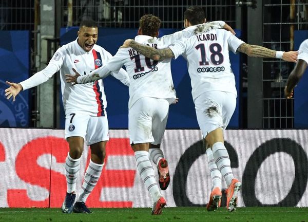 El PSG remonta ante el Montpellier en 7 minutos - Fútbol - ABC Color