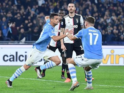 Lazio hunde a Juventus y prolonga su escalada con recital de Luis Alberto