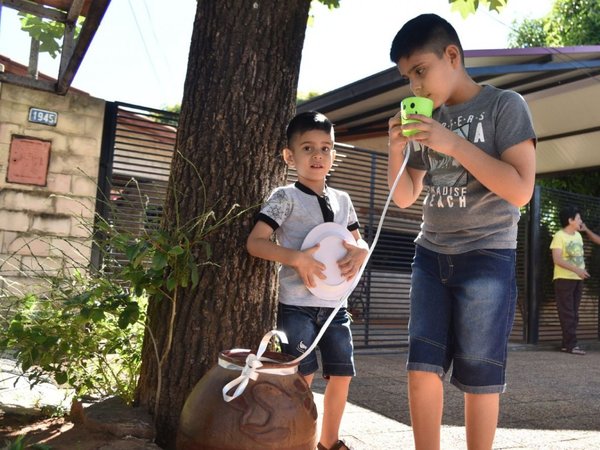 Cántaro de agua para los peregrinos como muestra de solidaridad