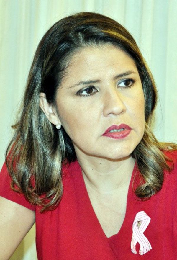 Indultos presidenciales para condenados, recién a principios del 2020, según ministra de Justicia - Notas - ABC Color