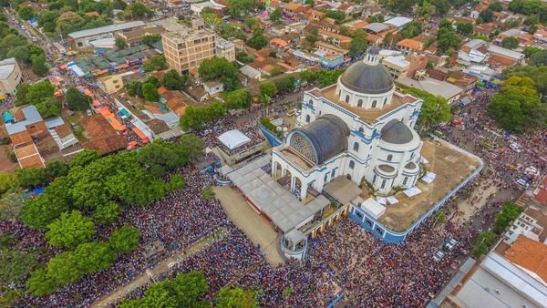 Honestidad y saneamiento de la justicia, clamor en la misa central del Tupâsy Ára