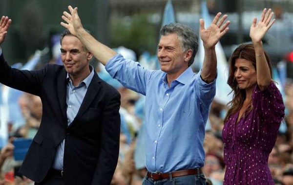 Macri se va y pide cuidar Argentina ‘de que no la roben’