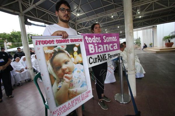 Piden la bendición para campaña “Todos somos Bianca”