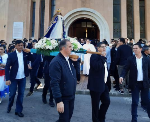 HOY / Paraguayos celebran en Ibiza y en Turquía el día de la Virgen de Caacupé