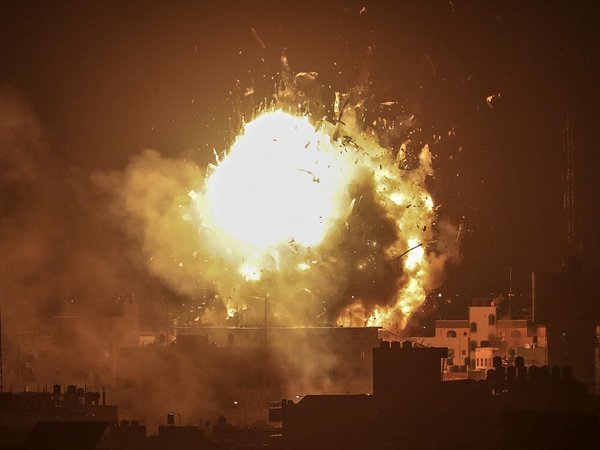 Israel bombardea puestos de Hamás por el disparo de cohetes