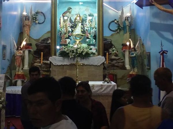 Paraguayos en Argentina rindieron homenaje a la Virgen de Caacupé - Nacionales - ABC Color