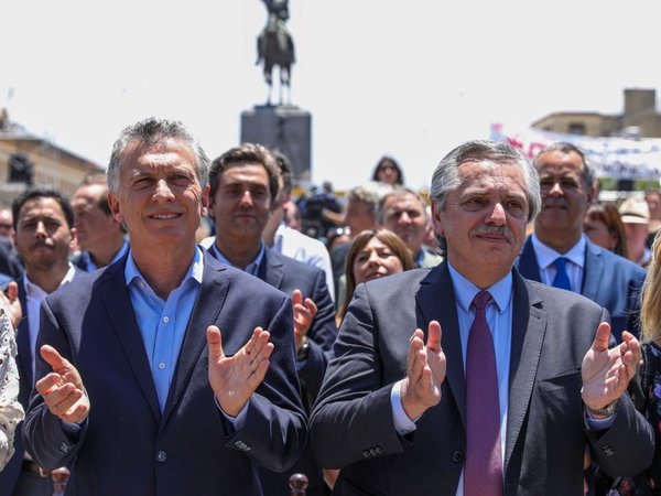 Fernández asume la presidenciade Argentina en medio de la crisis