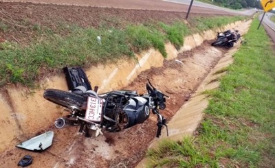Un fallecido tras choque frontal de motos en Mallorquin