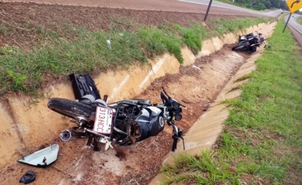 Un fallecido tras choque frontal de motos en Mallorquin