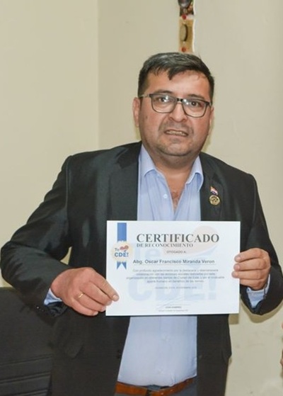 Cambian a titular del Registro Civil en CDE por cobro indebido de certificados