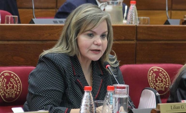 HOY / Lilian Samaniego avizora que voto electrónico será un fracaso