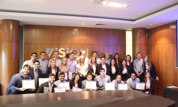 Por un Paraguay más solidario, distinguen a voluntarios por su día