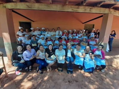 Impulsan curso de repostería en zona rural de San Pedro
