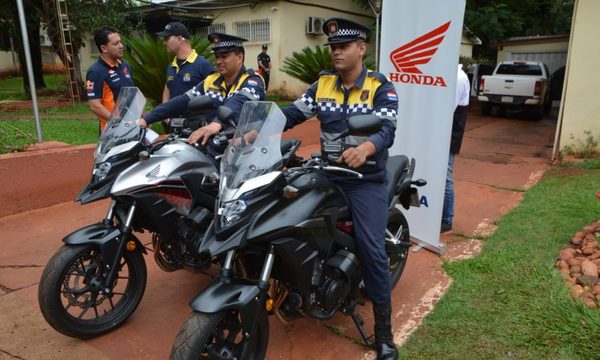 Entregan motocicletas a la Policía de Tránsito de CDE